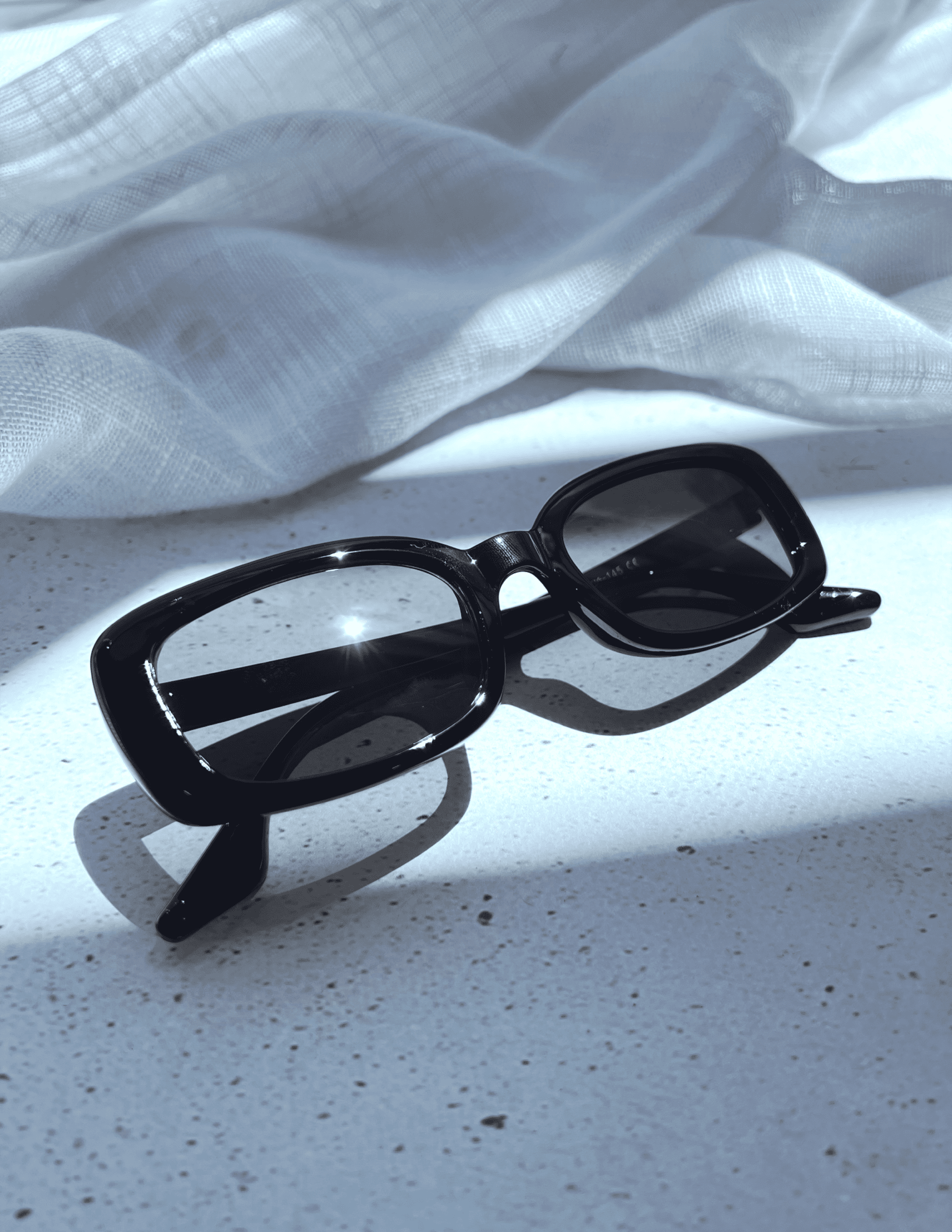 Portia Sunglasses - Black