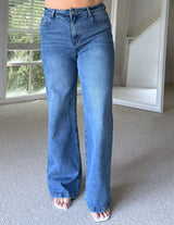 Sydney Straight Leg Jean