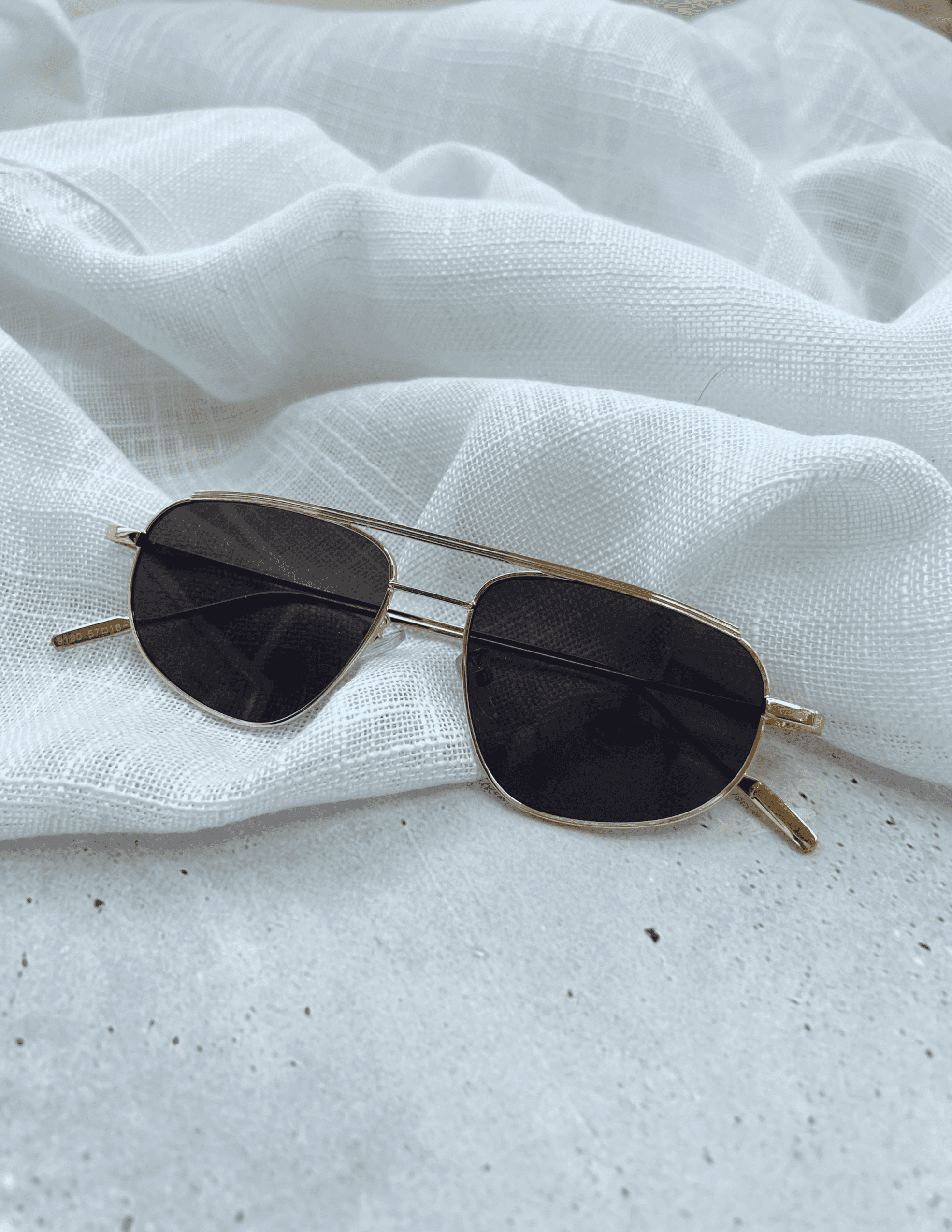 Iris Aviator Sunglasses - Black