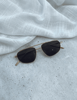 Iris Aviator Sunglasses - Black